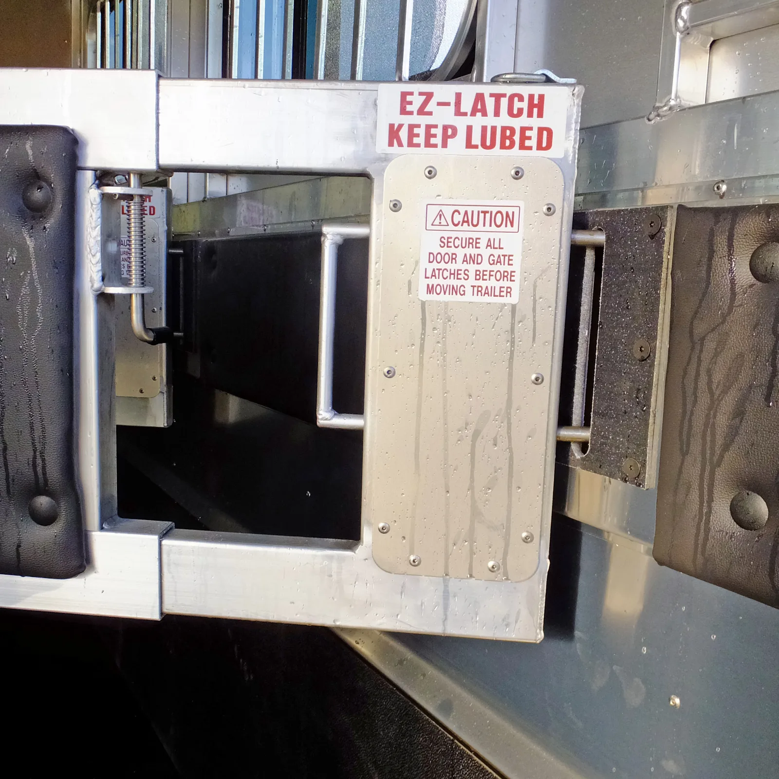 Maverick EZ Latch